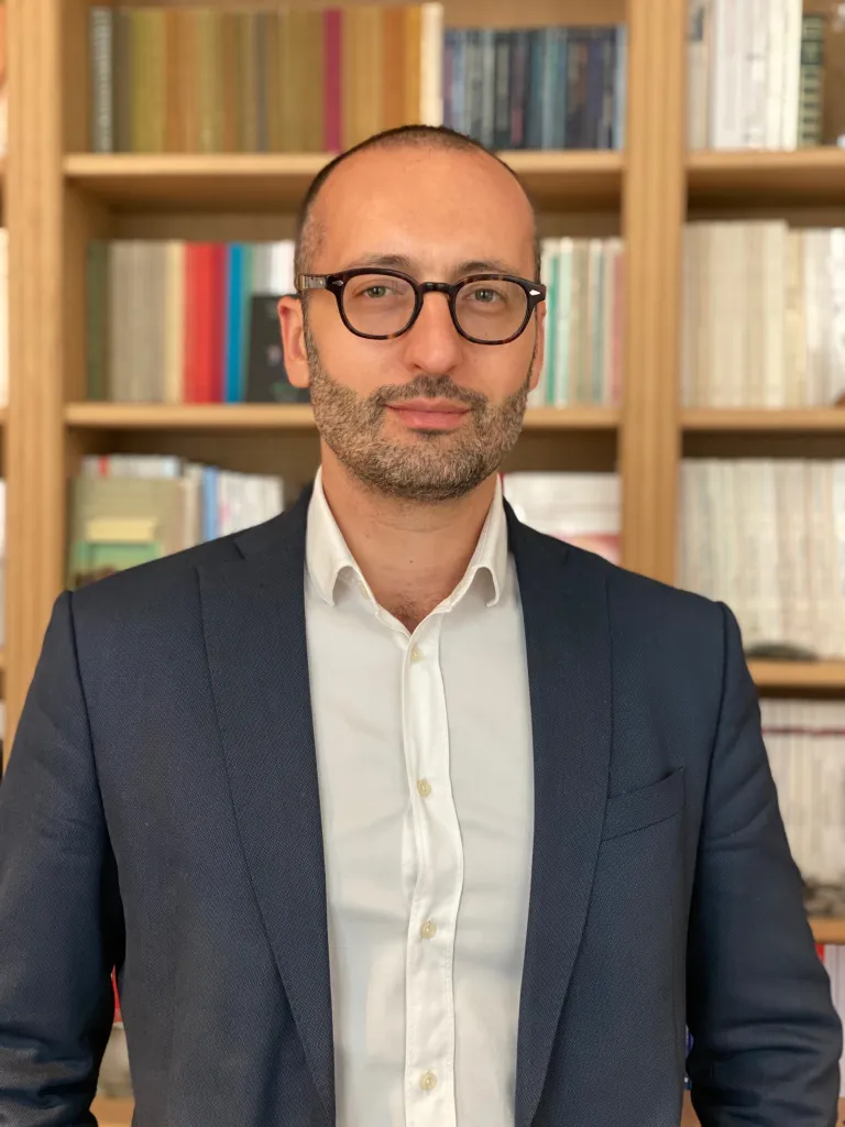 Dr. Alexandre Sinanian