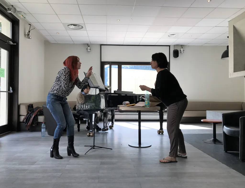 Singing lessons in Brussels — Adeline Toniutti Academy